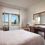 Gabbiano Azzurro & 4* Golfo Aranci