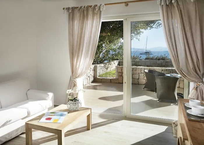 Gabbiano Azzurro & 4*